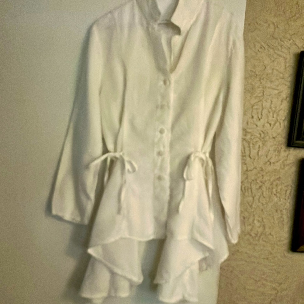 Lagenlook white linen jacket/top